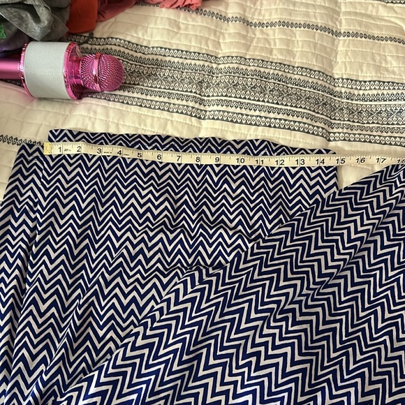 Zac & Rachel Blue & White Chevron Print Wide Leg Pull on Pants - Picture 5 of 6